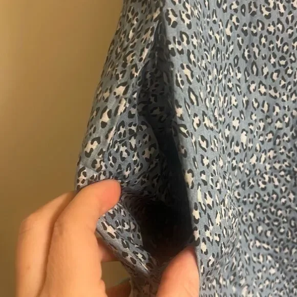 ✨Akris Punto Blue Leopard Midi Sz 6 Dress✨ - Picture 7 of 8